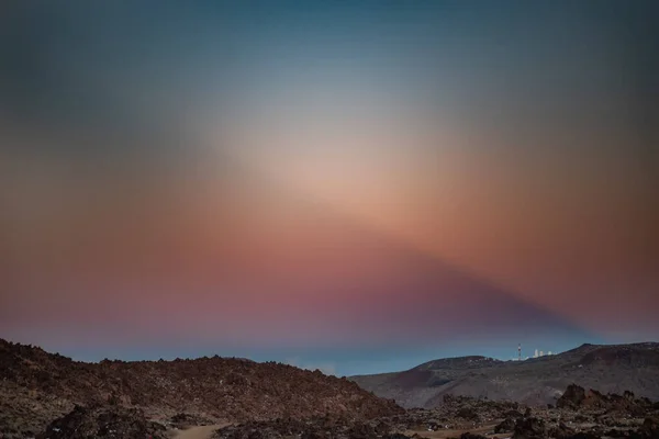 Puesta Sol Donde Sombra Una Montaña Puede Ver Horizonte — Foto de Stock