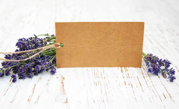 Lavender flowers with tag — Stock Photo, Image