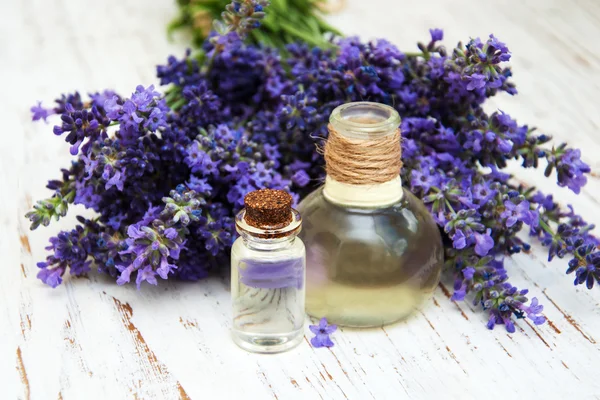Lavender and massage oil — Stock Photo, Image