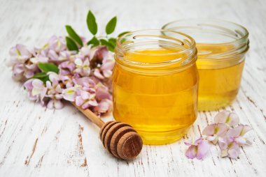 ile akasya çiçekleri tatlım