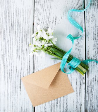 kardelen zarf ile buket