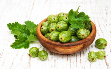 bektaşi yaprakları ile