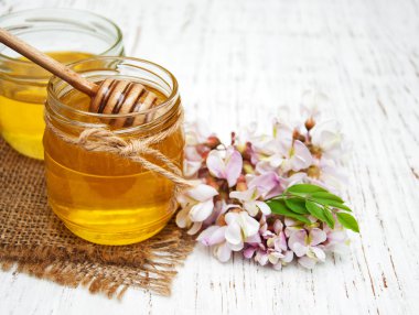 ile akasya çiçekleri tatlım