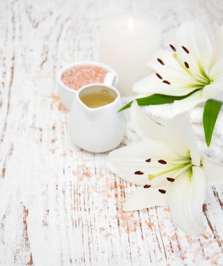 Beyaz Zambak ile Spa Ürünleri