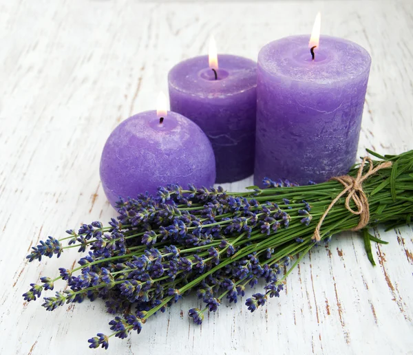 Lavender and candles — Stock Photo, Image