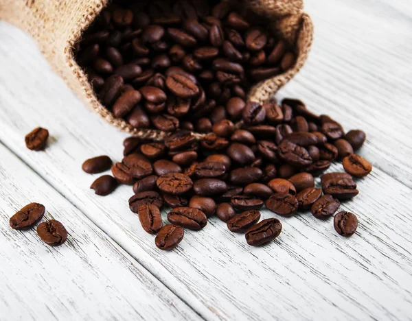 Сумка з кавовими зернами — стокове фото
