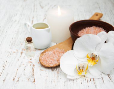 Mum, orkide ve deniz tuzu