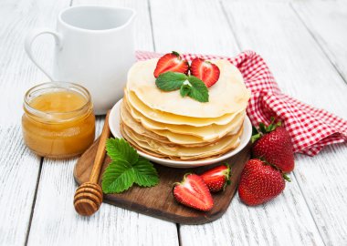 çilek ile Pancakes