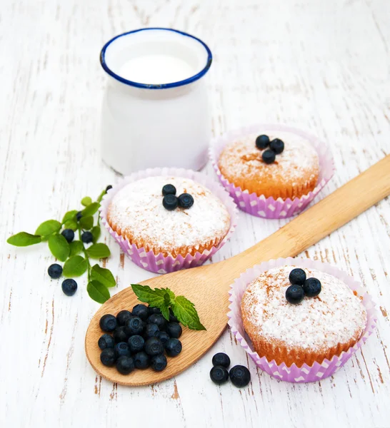 Ile blueberry muffins — Stok fotoğraf