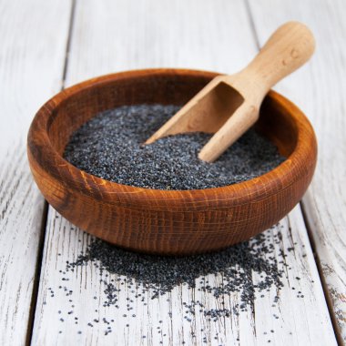 Haşhaş tohumu ile kase