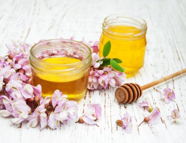 ile akasya çiçekleri tatlım