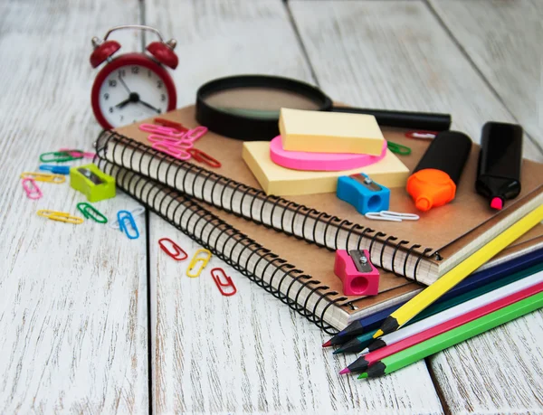 Fournitures de bureau scolaire — Photo