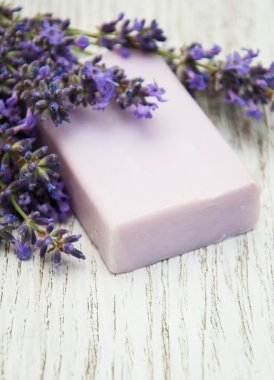 Lavanta sabunu ile