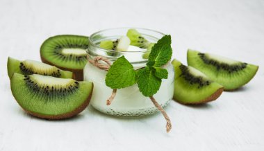 kivi yoğurt