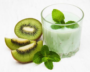 kivi güler yüzlü cam