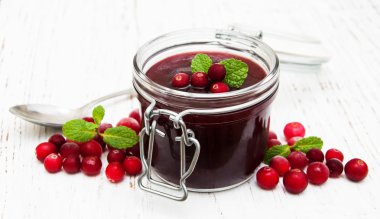 taze meyve ile Kızılcık Reçeli