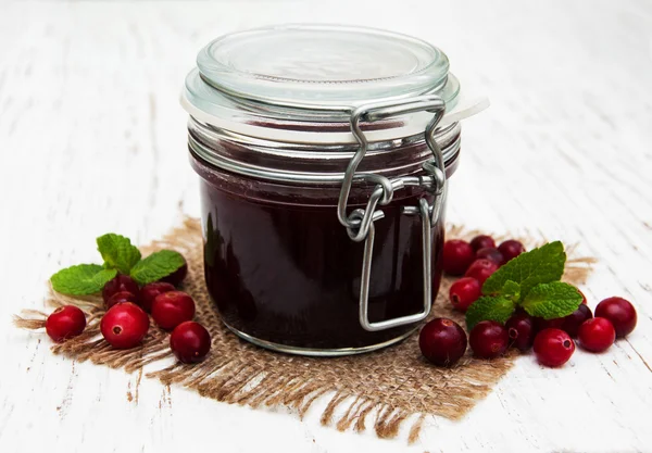 Cranberry jam met vers fruit — Stockfoto