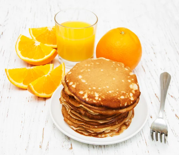 Panquecas com laranja — Fotografia de Stock