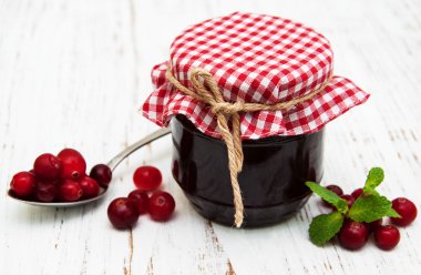 taze meyve ile Kızılcık Reçeli