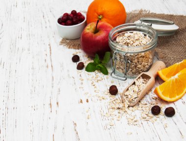 yulaf ezmesi elma ve portakal