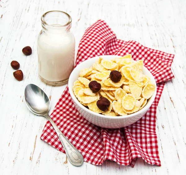 Cornflakes med mjölk — Stockfoto