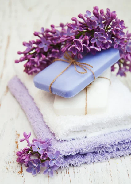 Stock image Natural soap and lilac flowers