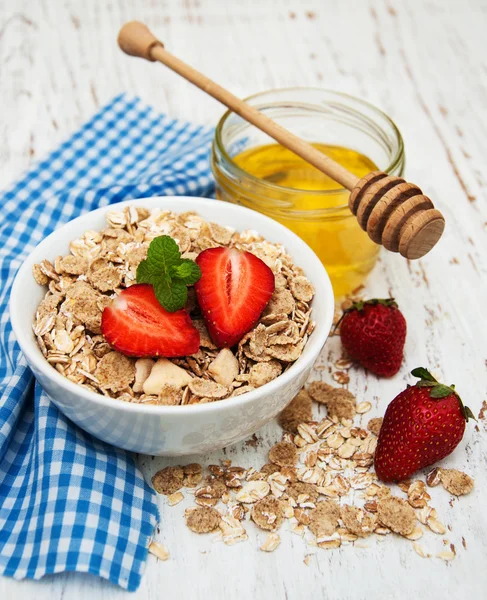 Muesli con fragole — Foto Stock