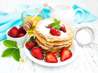 çilek ile Pancakes
