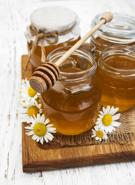 Tarros de miel fotos de stock, imágenes de Tarros de miel sin royalties