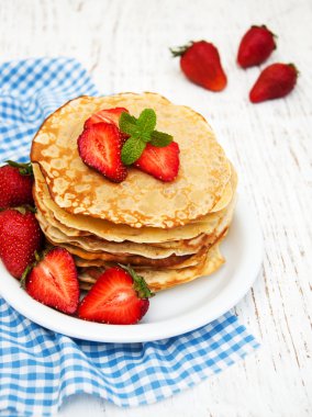 çilek ile Pancakes