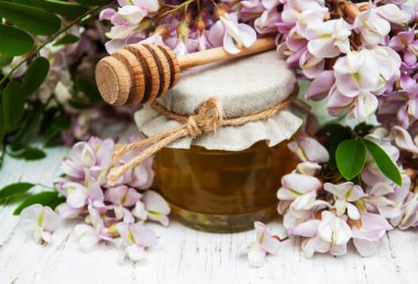 ile akasya çiçekleri tatlım