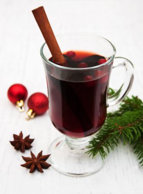 sıcak winewith baharat
