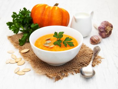 kabak çorbası kasede