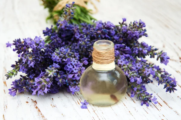 Lavender and massage oil — Stock Photo, Image