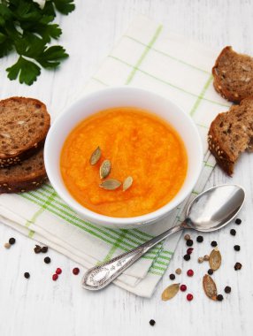 kabak çorbası kasede