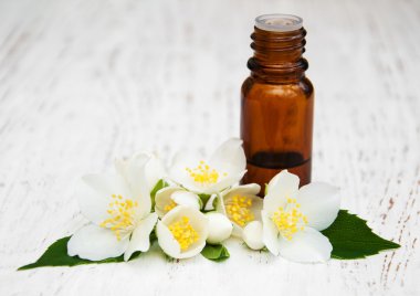 Masaj yağı ve Yasemin