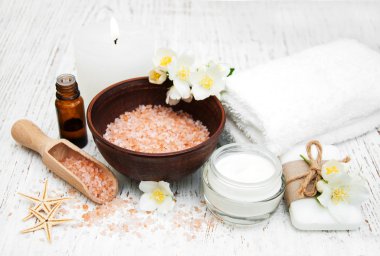 Yasemin çiçekleri Spa konseptiyle