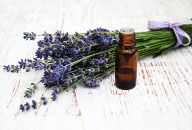Lavanta ve masaj yağı