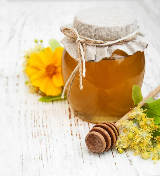 Jar with honey — Stock Photo, Image