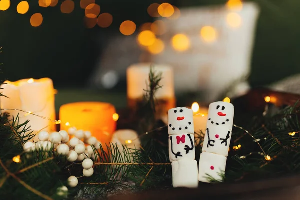 마시멜로 사람들 크리스마스 디오르 — 스톡 사진