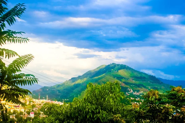 Pakistan 'da Kaşmir' de Güzel Dağ