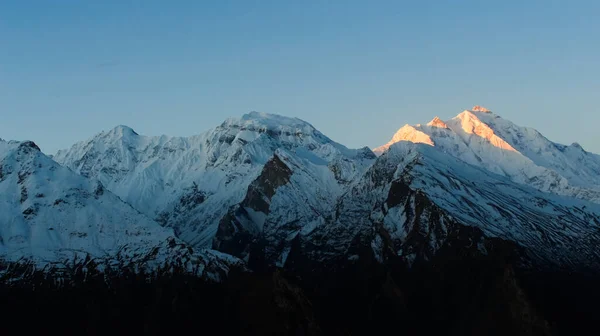 Hunza Vadisi Dağları manzarası, Hunza Vadisi Dağları 'nda Gündoğumu, Kuzey Pakistan, Gilgit-Baltistan