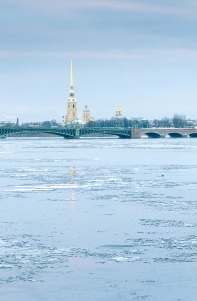 Blick auf die Festung Peter und Paul. heiliger petersburg — Stockfoto