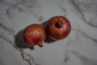 Nar 'ın meyvesi, nar' ın meyvesi.