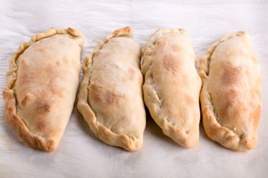 Calzone pizza