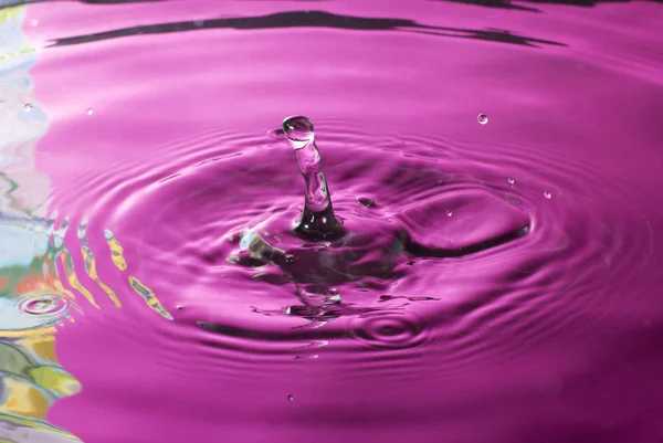 Roze druppels — Stockfoto