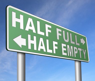 yarısı dolu veya boş cam