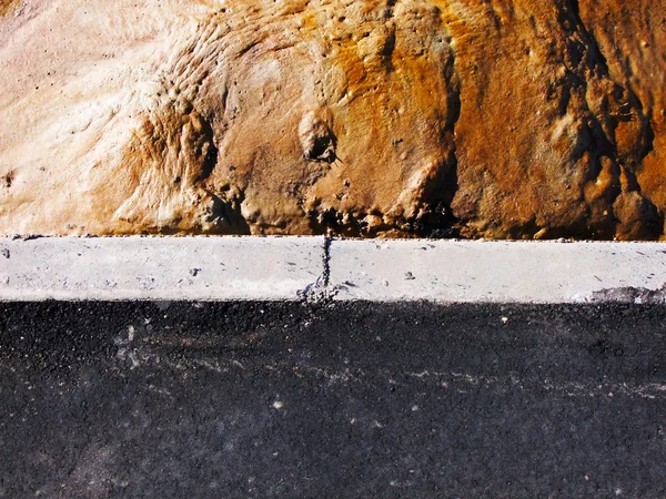 Asfalt, sınır ve kir çok