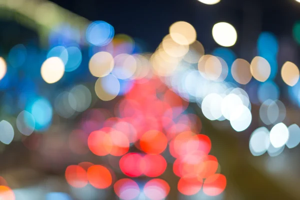 Hightway bokeh arka planda mavi ışık