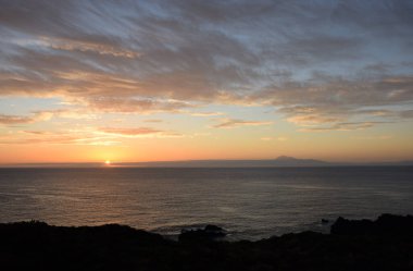 Sonnenaufgang bei La Palma; Blick zum Teide